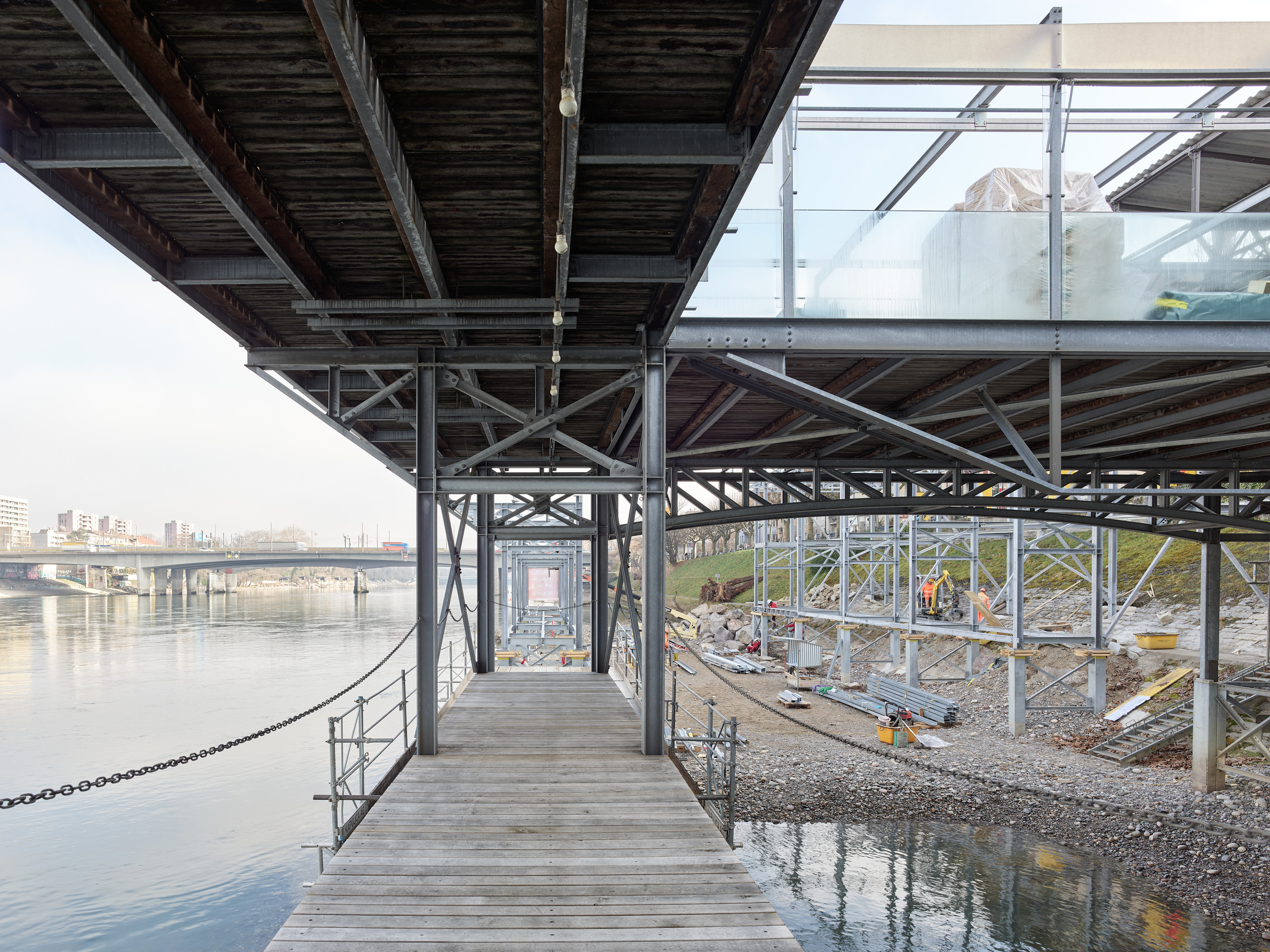 Ahp0095 AIQ4 014857 J3